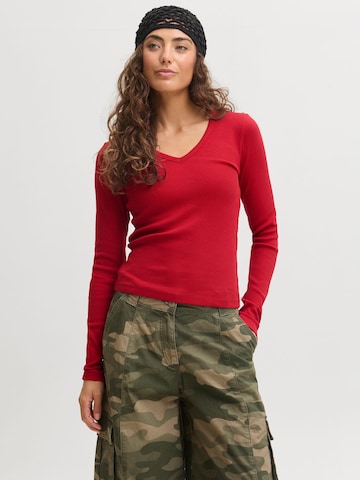 Tricou 'JXFreya' de la JJXX pe roșu: față
