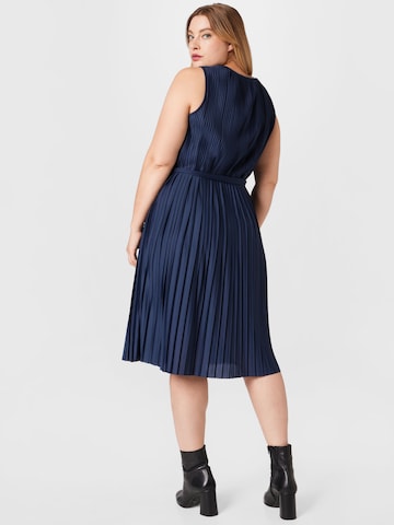 Robe de cocktail 'Florentina' ABOUT YOU Curvy en bleu