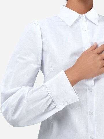 Camicia da donna di Busem in bianco
