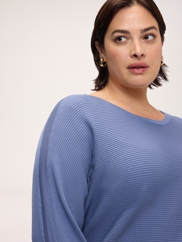 Pull-over Fiorella Rubino en bleu