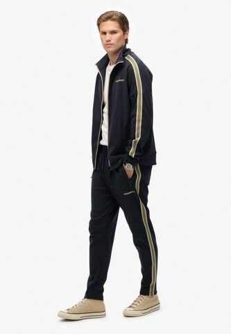 Superdry Tapered Broek in Blauw