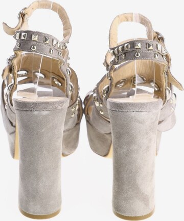 JFK Sandals & High-Heeled Sandals in 38 in Grey