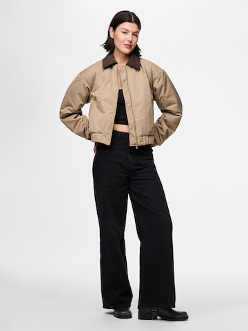 PIECES Between-season jacket 'JORMA' in Brown