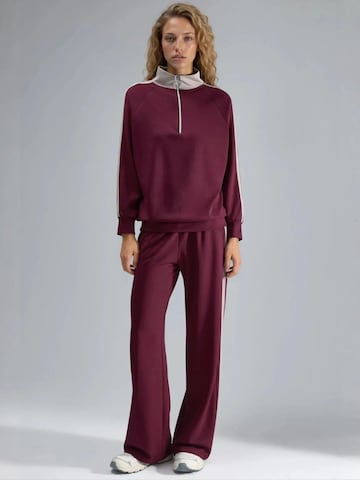 Lady Bersan Leisure suit 'Zweiteiliges Set' in Red: front
