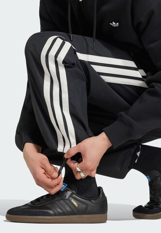 ADIDAS ORIGINALS Loosefit Hose 'Cutline' in Schwarz