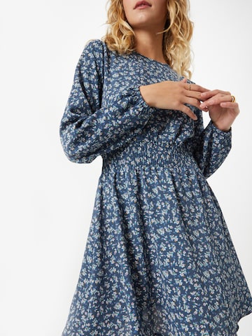 Robe 'NICALI' LMTD en bleu