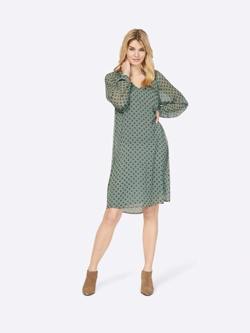 Robe heine en vert