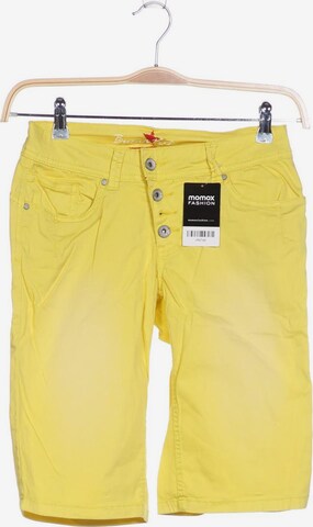 Buena Vista Shorts in XS in Yellow: front
