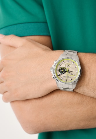 Montre à affichage analogique Aston Martin en argent