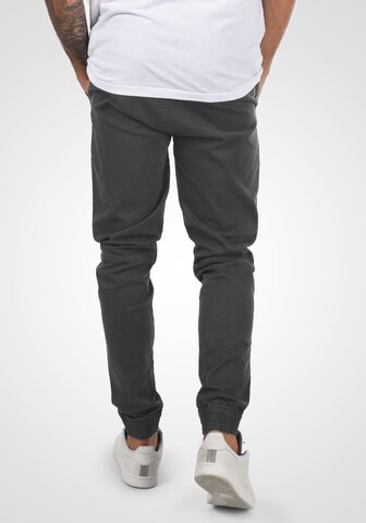 !Solid Regular Chino Pants 'Henako' in Grey