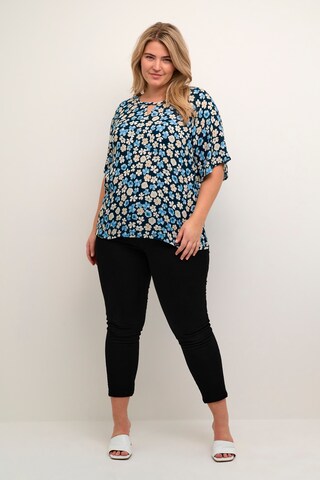 KAFFE CURVE Blouse 'Tiri' in Blauw