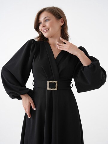 WOMAN VISION Šaty – černá