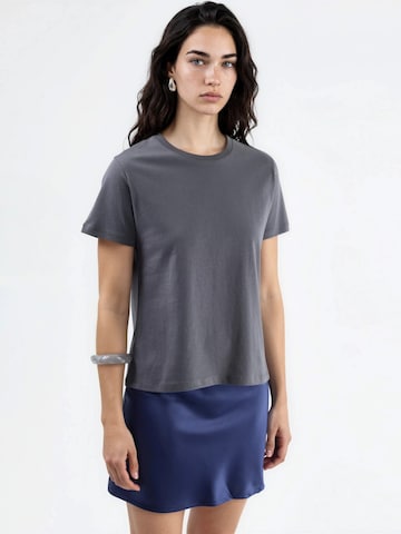 T-shirt Busem en gris