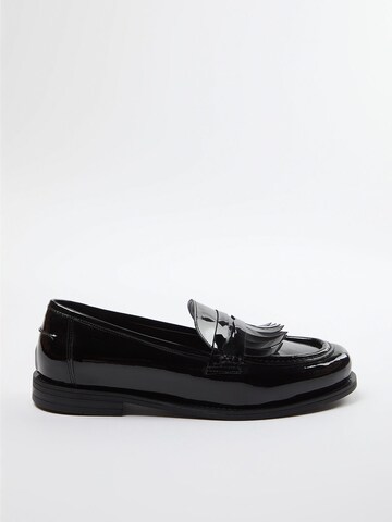 Chaussure basse Trendyol en noir