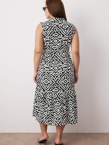 Trendyol Curve Kjole i sort