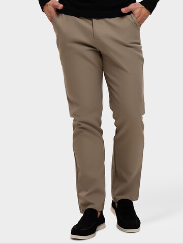 Richesse Regular Chino 'ESSENTIALS SMARTS PANTS CAMEL' in Beige