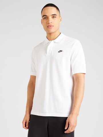 Nike Sportswear T-shirt 'CLUB' i vit: framsida