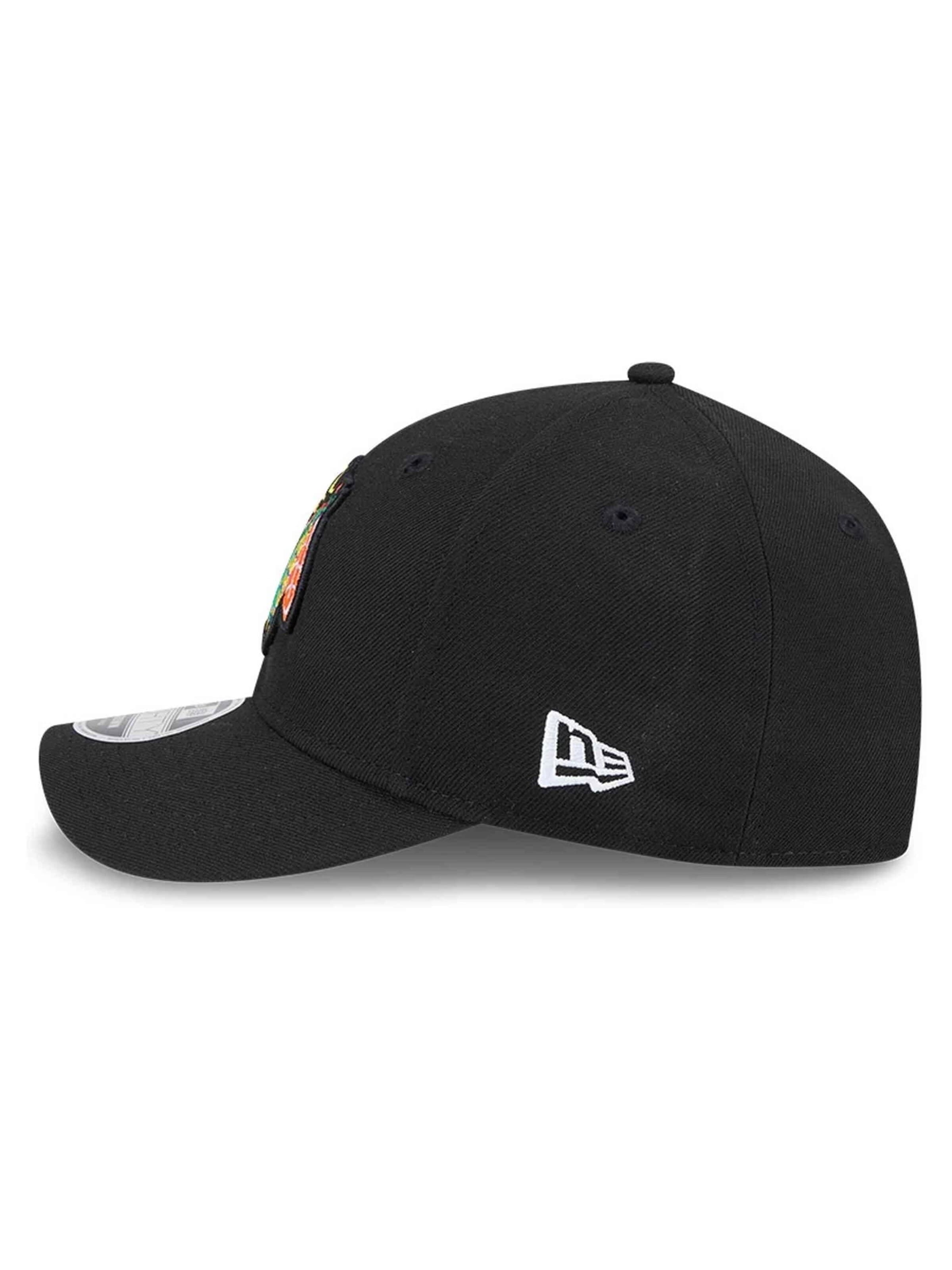NEW ERA Cap 'Gorra new era negra chicago blackhawks nhl team 940mc chibla otc' in Black
