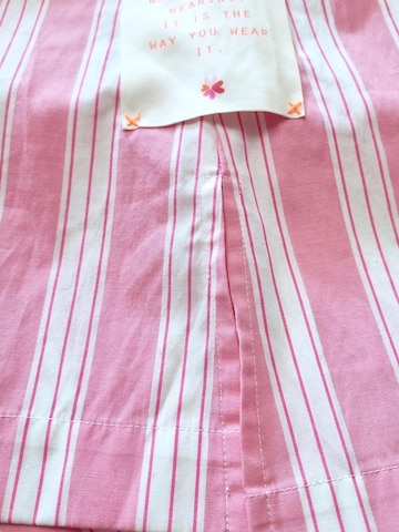 LIKS. Munich Jurk 'Kleid V-Ausschnitt Streifen' in Roze