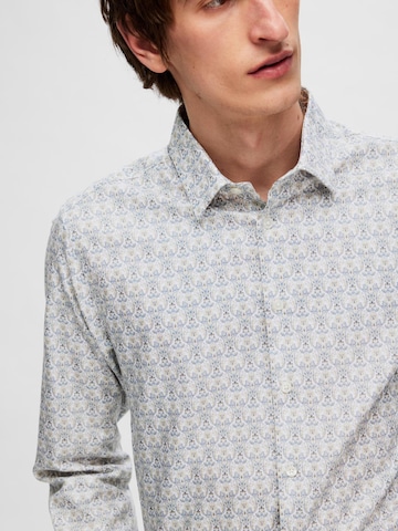 Coupe regular Chemise 'SLHSoho-Ethan' SELECTED HOMME en blanc