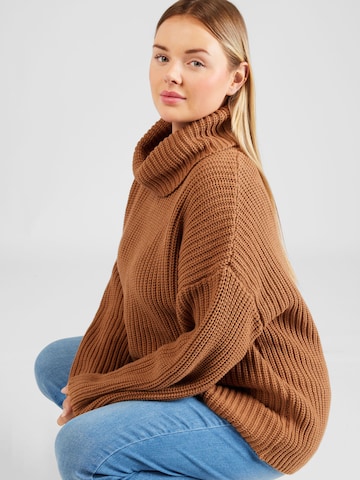 Selected Femme Curve Sweater 'SELMA SEFIKA' in Brown