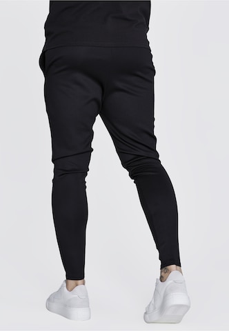 Tapered Pantaloni 'Essentials' di SikSilk in nero