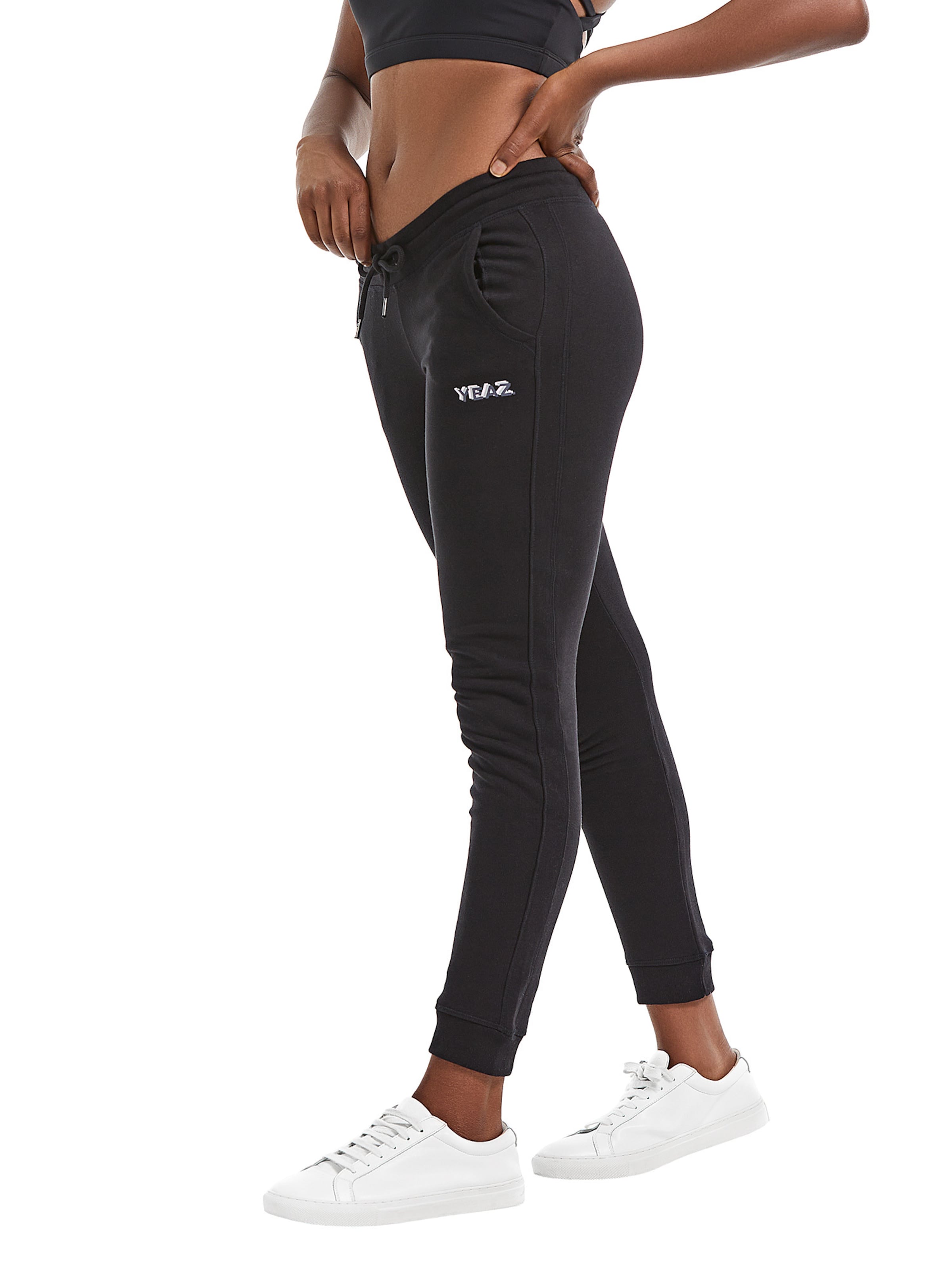 YEAZ Tapered Sportbyxa 'Chilax' i svart