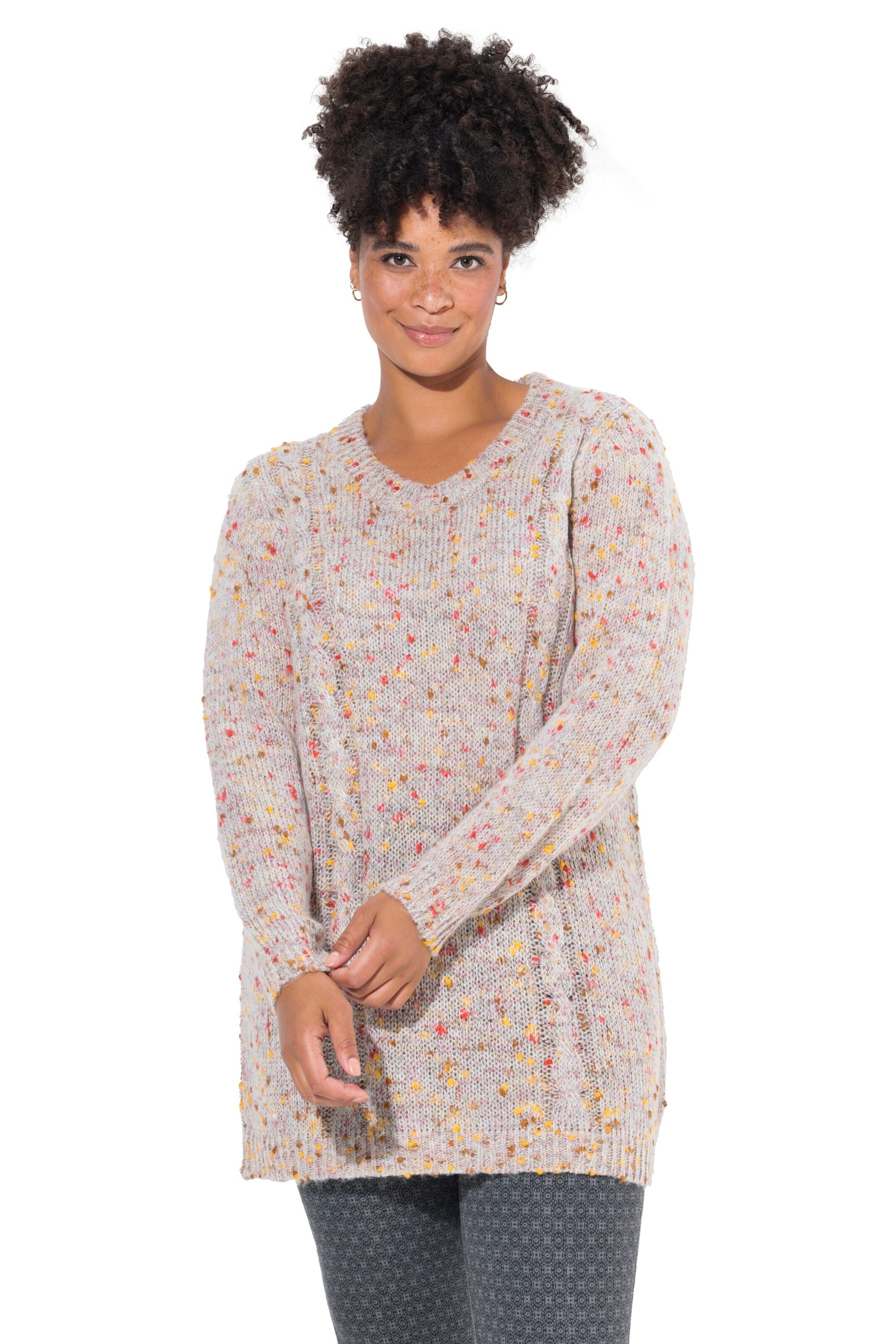 Janet & Joyce Trui in Beige: voorkant