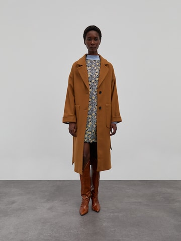 EDITED Between-Seasons Coat 'Santo' in Brown: front