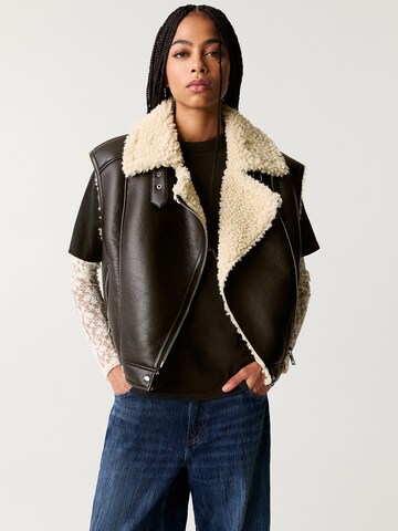 Pull&Bear Weste in Braun: Vorderseite