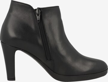 GABOR Ankle Boots in Schwarz