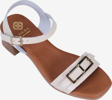 Desa Teenslipper 'Sandalen mit Blockabsatz' in Beige: voorkant