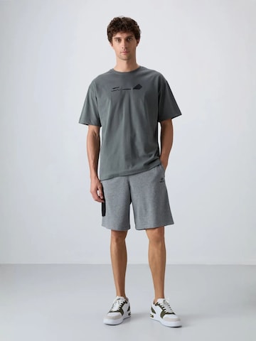Tommy Life Wide leg Cargobroek in Grijs