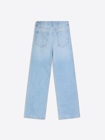 Bershka Normalny krój Jeansy w kolorze niebieski