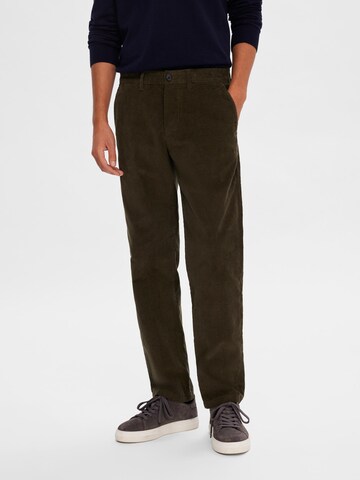 Regular Pantalon 'Miles' SELECTED HOMME en vert : devant