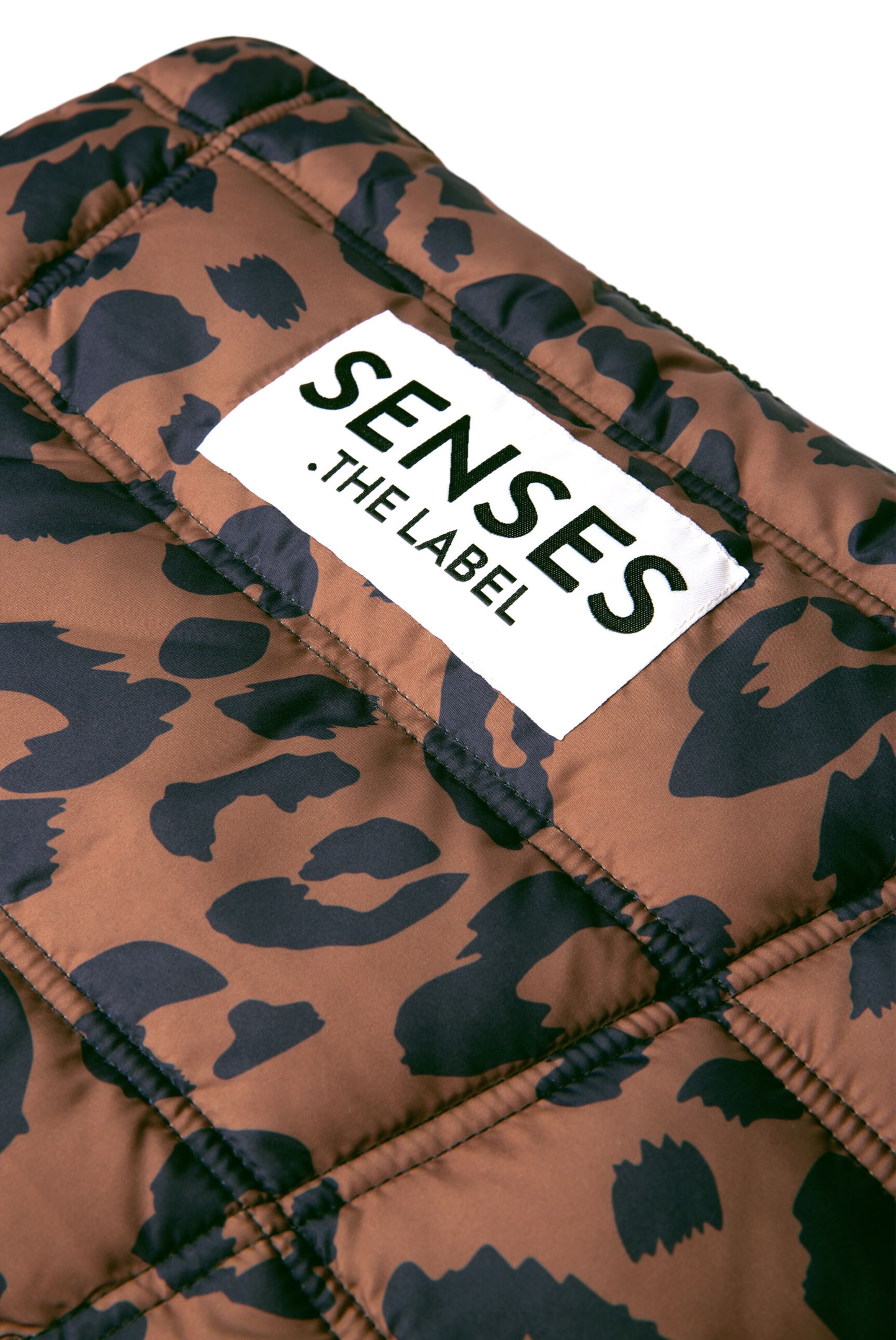 SENSES.THE LABEL Tablet Case in Brown