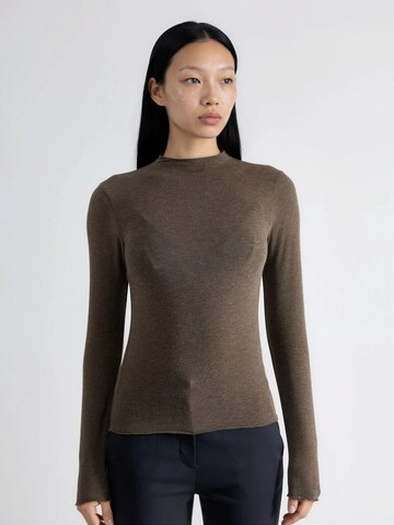 Busem Shirt in Green: front