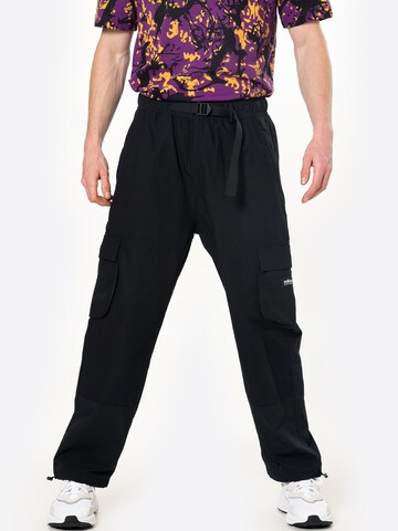 Regular Pantalon cargo ADIDAS ORIGINALS en noir : devant