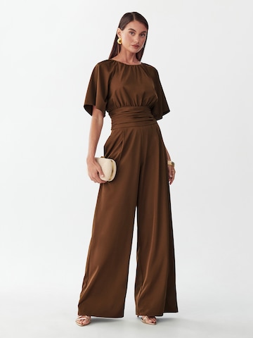 Willa Jumpsuit 'Penny' in Braun: Vorderseite