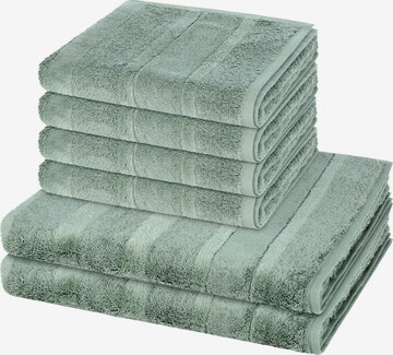 Cawö Towel 'Noblesse' in Green: front