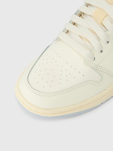 Jordan Sneaker 'Air Jordan 1' in Beige