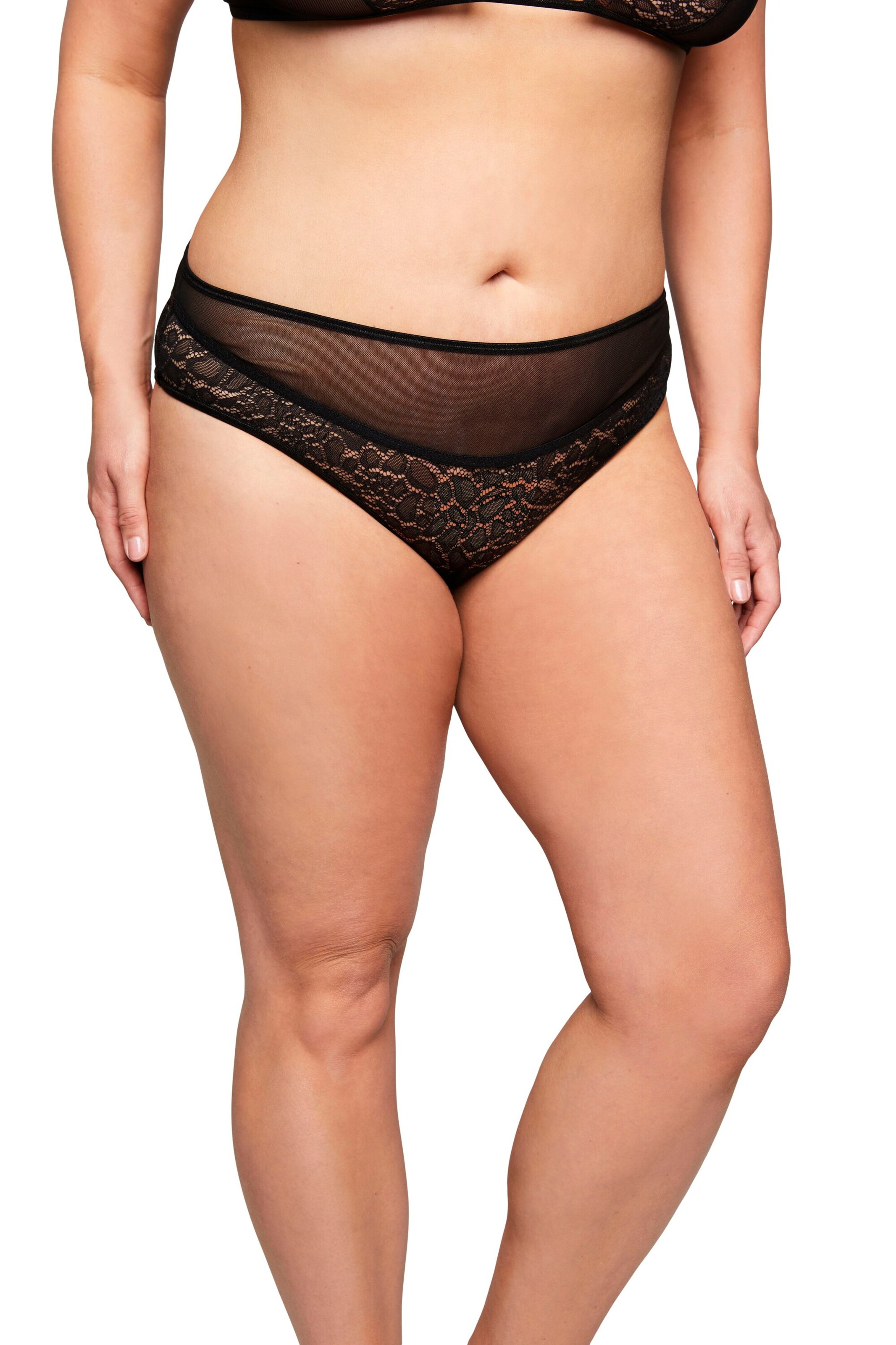 Ulla Popken Panty in Black: front