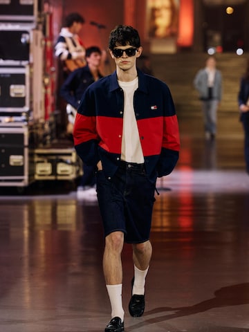 Tommy Jeans Between-season jacket in Blue