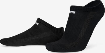 Circle Five Socks in Black