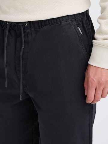 Loosefit Pantaloni chino ' BHMILES Wovenpant ' di BLEND in nero