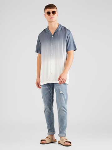 QS - Regular Fit Camisa em branco