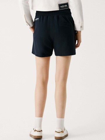 regular Pantaloni di Red Bull Racing x Pepe Jeans in blu