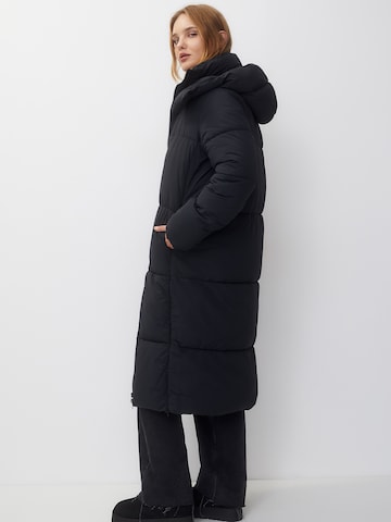 Manteau d’hiver Pull&Bear en noir