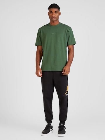 T-Shirt 'Essential' Nike Sportswear en vert