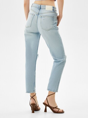 Bershka Дънки Tapered Leg Дънки в синьо